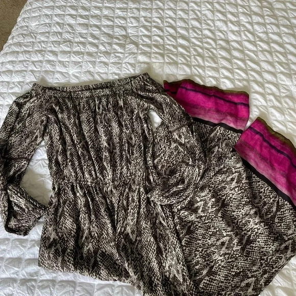 Anthropologie blank snake off shoulder romper - Picture 3 of 9